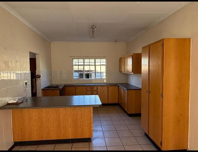 3 BEDROOM TOWNHOUSE FOR SALE IN KAMEELDORINGPARK